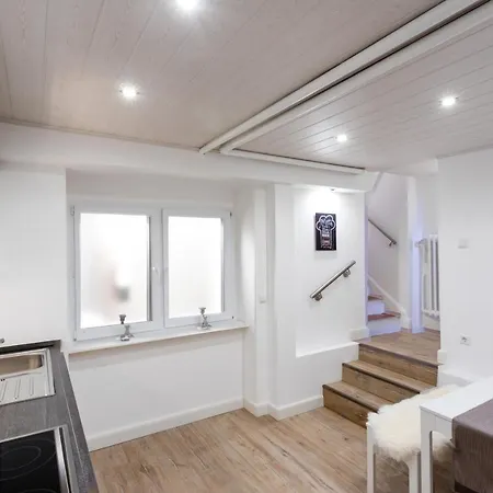 Appartement The Duesseldorfer, 1 Bedroom 1 Living Up To 4 People