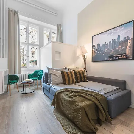 Apartment The Duesseldorfer, 1 Bedroom 1 Living Room, Group & Family Friendly, Ideal For 2 - 4 Guests Berlin